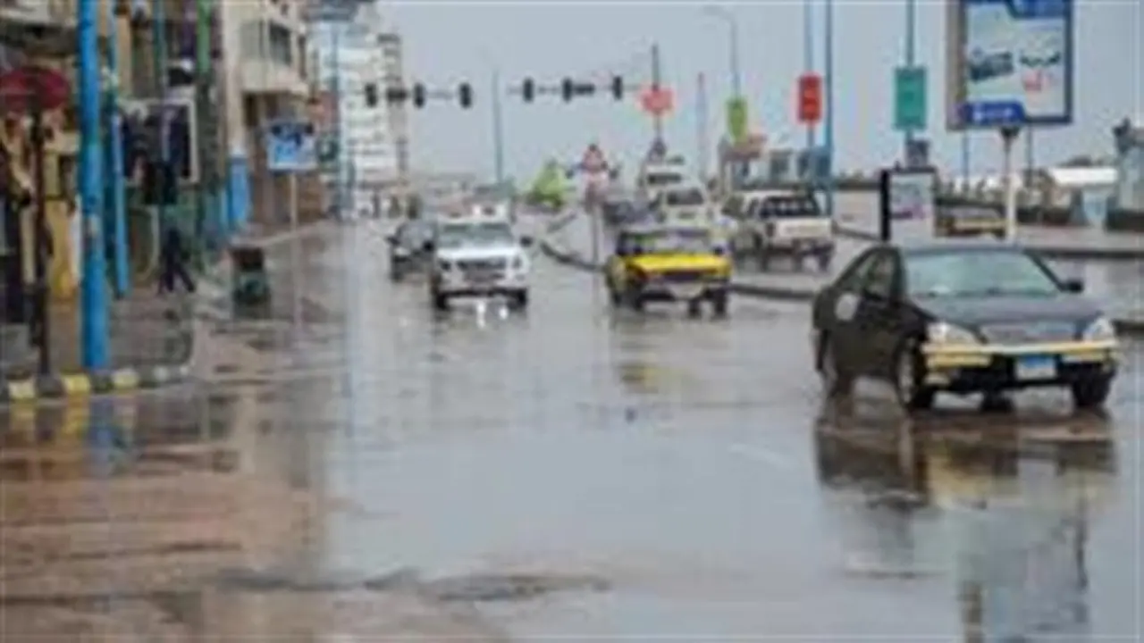 أمطار غزيرة وسحب كثيفة على القاهرة الكبرى.. خطر السيول في هذه المناطق
